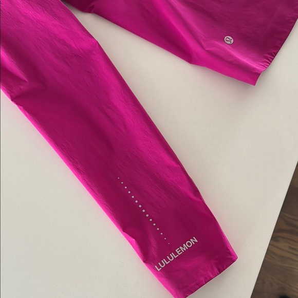 Lululemon Fast and Free Windbreaker
Ripened Raspberry - Picture 8 of 10
